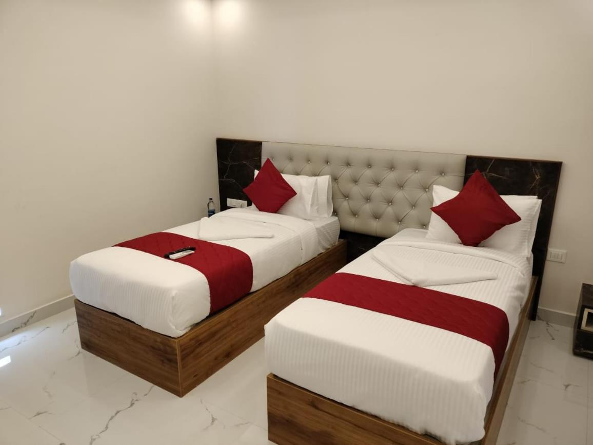 Mayuri Residency Hotel Attibele Zewnętrze zdjęcie