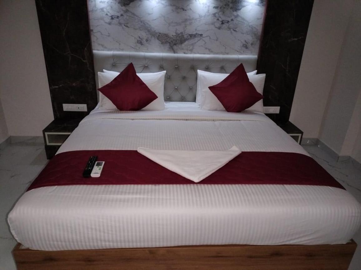 Mayuri Residency Hotel Attibele Zewnętrze zdjęcie