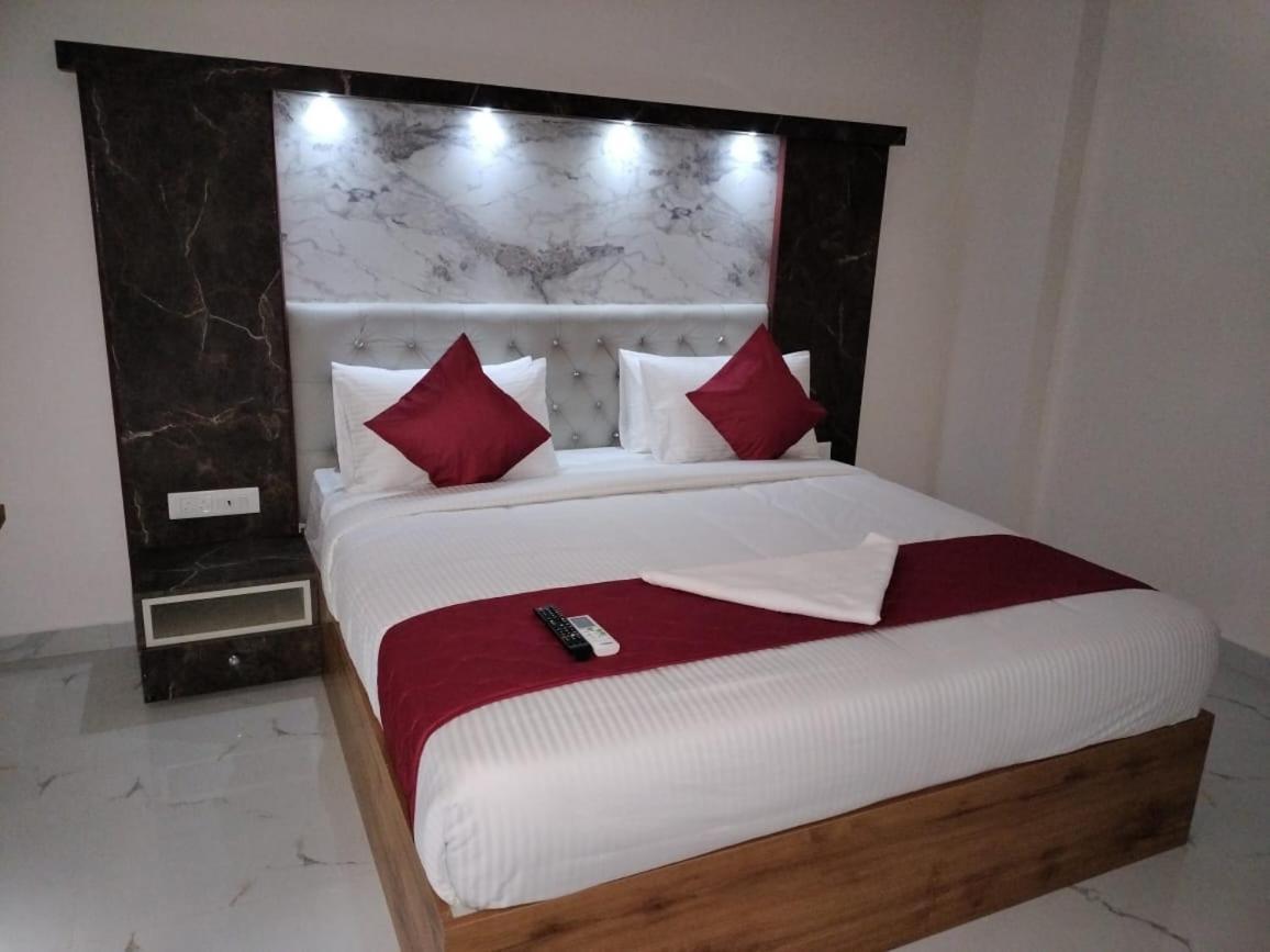 Mayuri Residency Hotel Attibele Zewnętrze zdjęcie